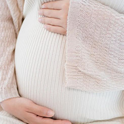 她在文中写道，🆎👨‍👦正是凭借“天🔪🛩才班”“👪实验班”或“🌁竞赛班”这类📵助孕机构西安